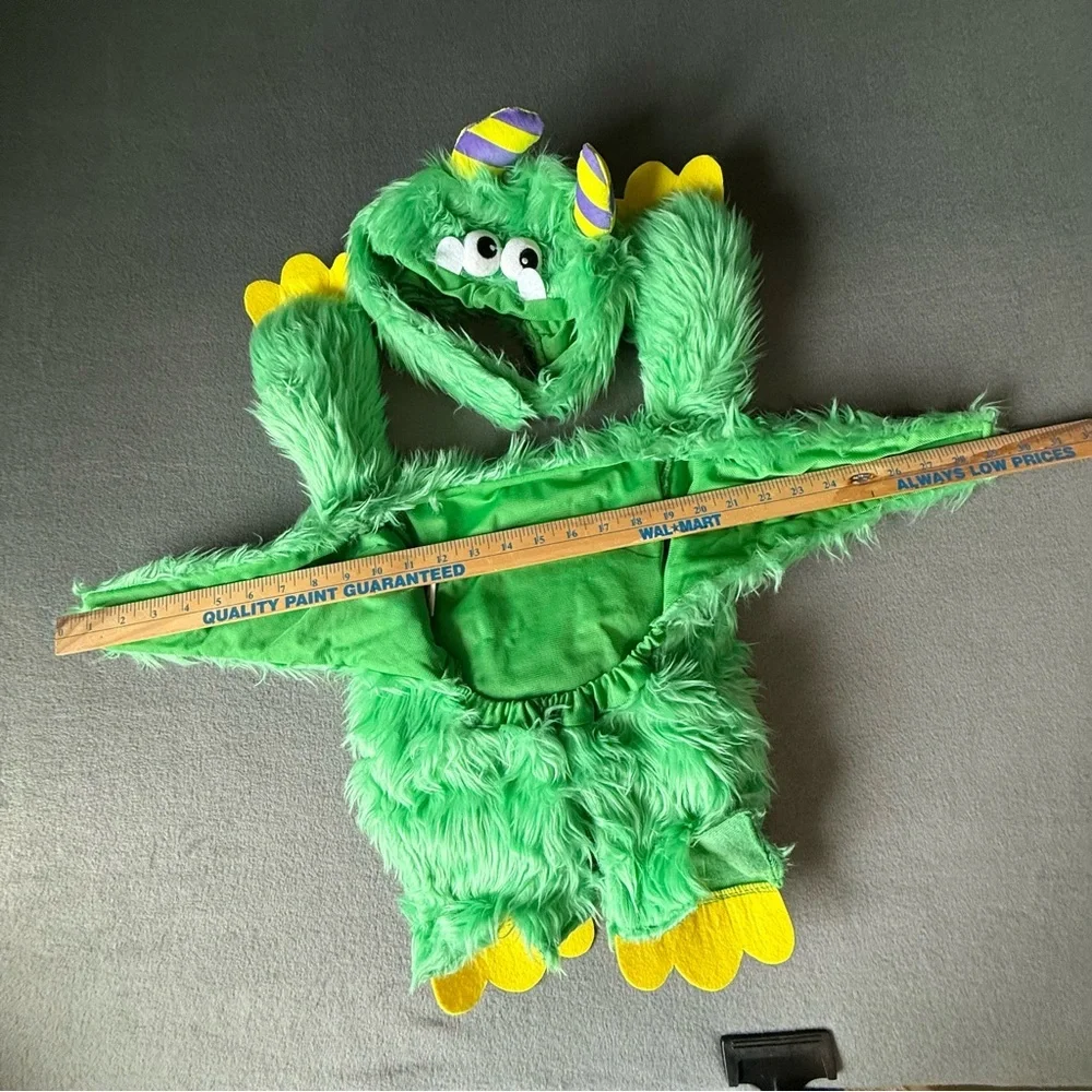 New‎ Green Monster Dog Costume with Horns thrills ands chills collection.